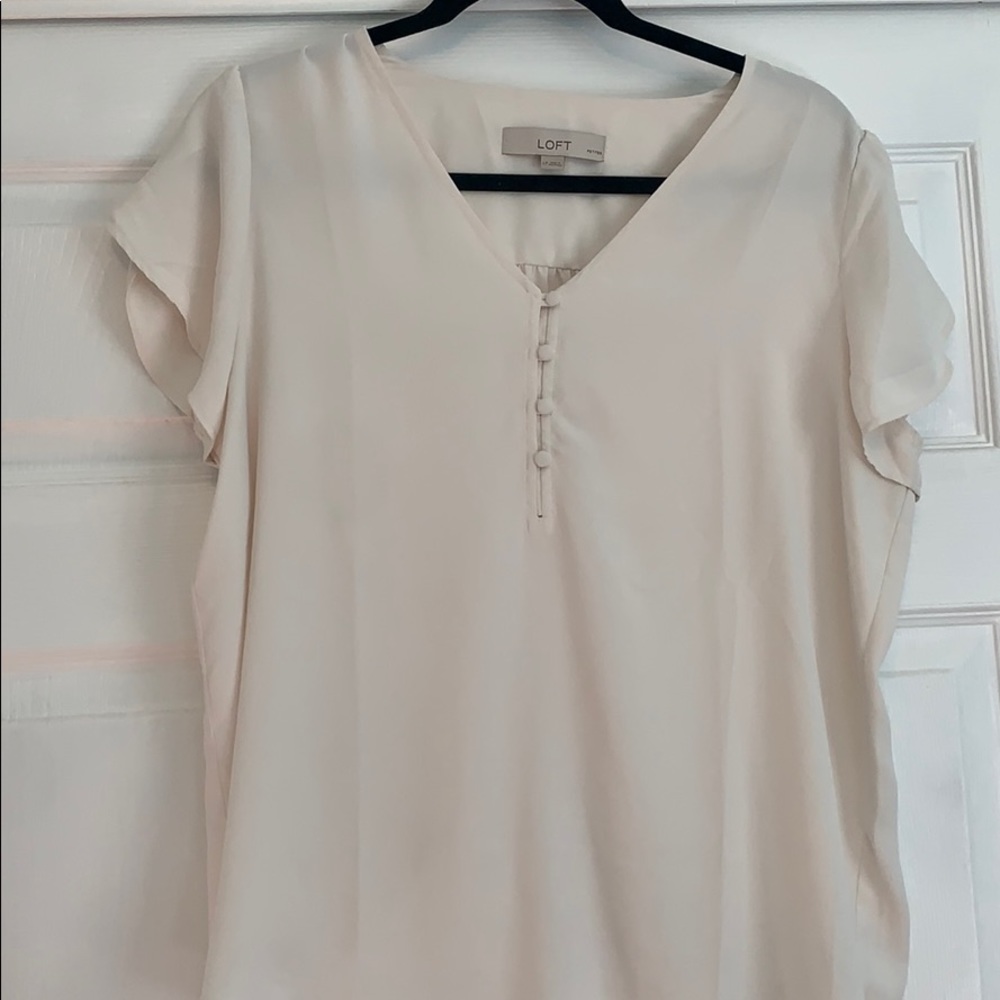 Loft flutter sleeve blouse